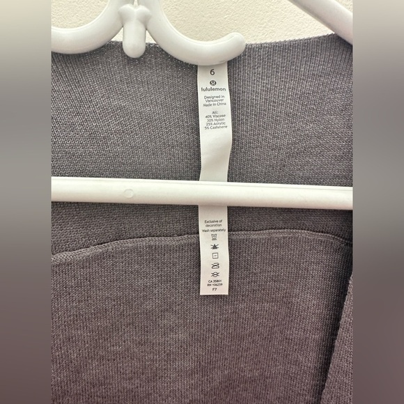 Lululemon City Street Cardigan - Picture 4 of 7